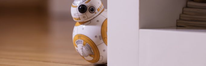 BB8 Peeking around a corner