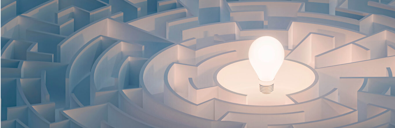 Maze with a lightbulb in the center